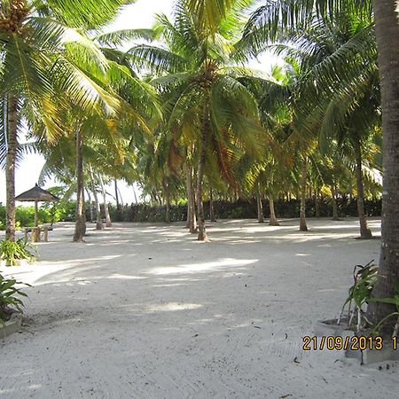 Nazaki Luxury Beach Hotel Đảo Gan Ngoại thất bức ảnh