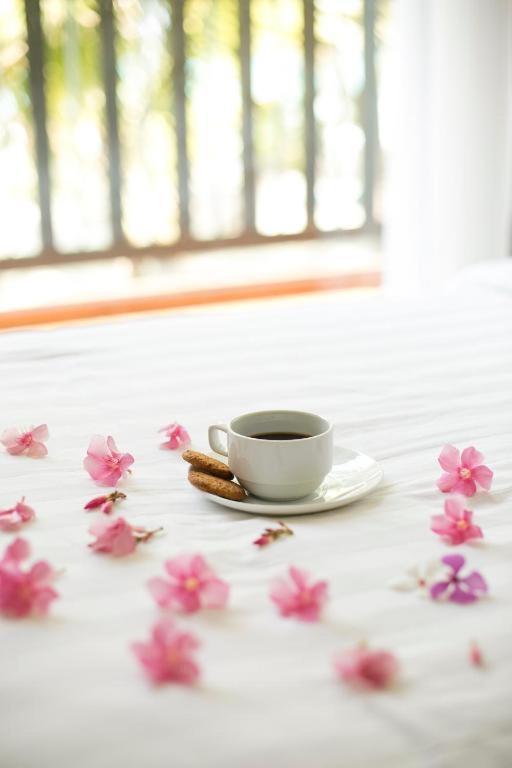 Nazaki Luxury Beach Hotel Đảo Gan Ngoại thất bức ảnh