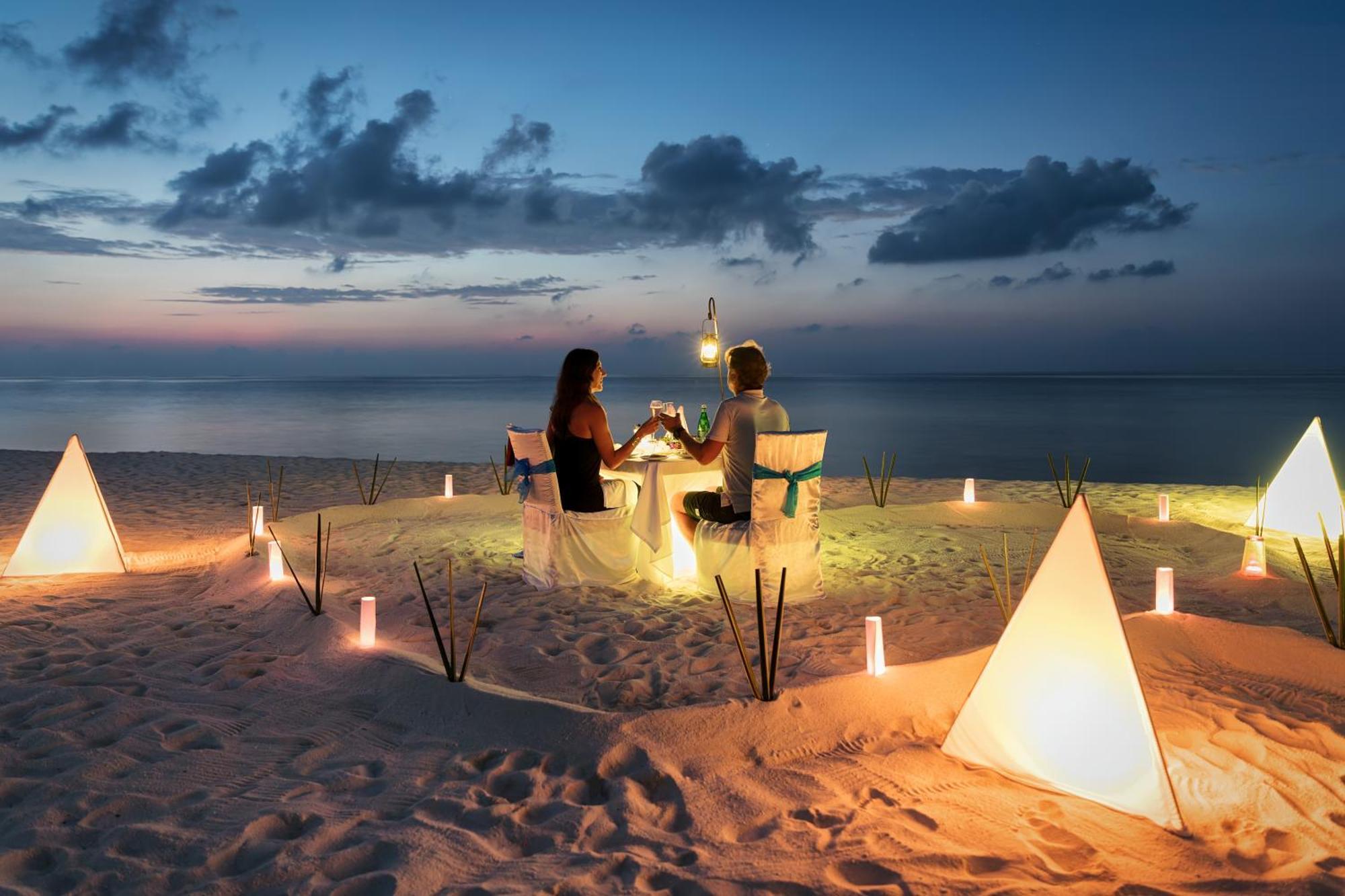 Nazaki Luxury Beach Hotel Đảo Gan Ngoại thất bức ảnh